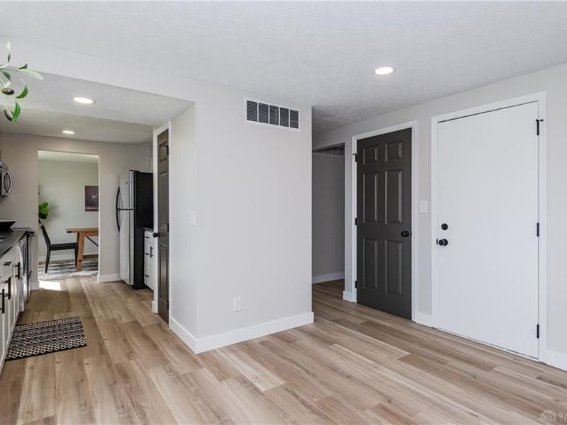 6392 Taywood Road, Englewood, OH 45322 Photo 22