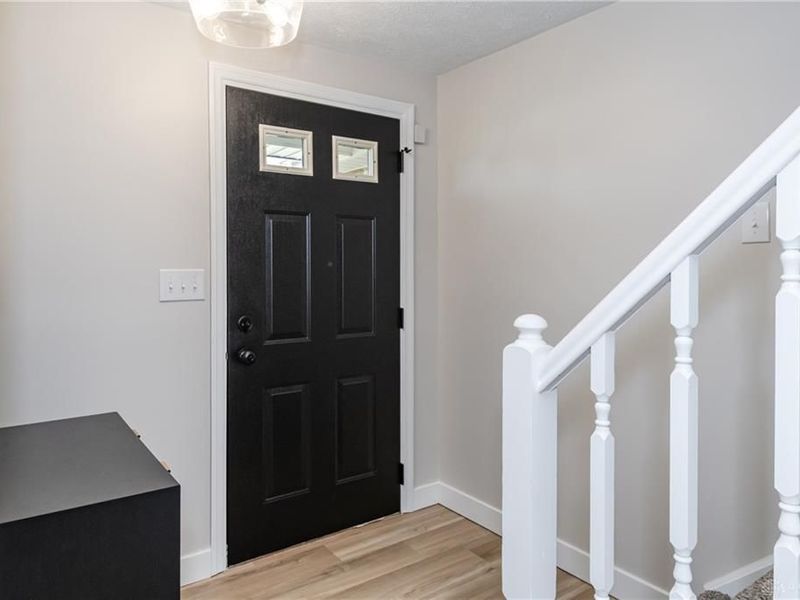 6392 Taywood Road, Englewood, OH 45322 Photo 5