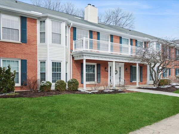 Unit 115, Naperville, IL 60563