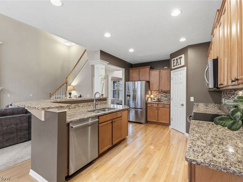 34453 Braemore Drive, North Ridgeville, OH 44039 Photo 14