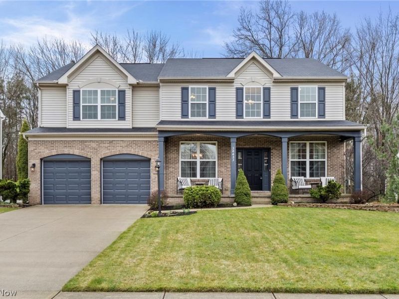 34453 Braemore Drive, North Ridgeville, OH 44039 Photo 2