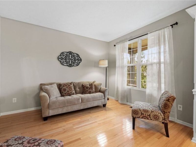 34453 Braemore Drive, North Ridgeville, OH 44039 Photo 5
