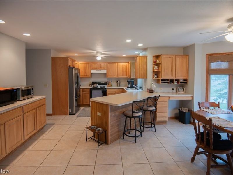 9332 Howland Springs Road SE, Warren, OH 44484 Photo 14