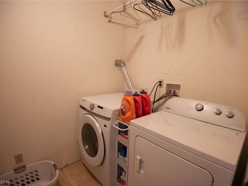 9332 Howland Springs Road SE, Warren, OH 44484 Photo 25