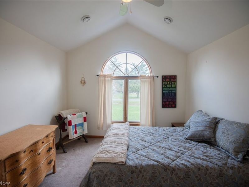 9332 Howland Springs Road SE, Warren, OH 44484 Photo 32