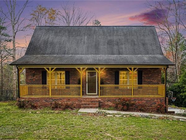 3301 Deal Mill Road , Hudson, NC 28638