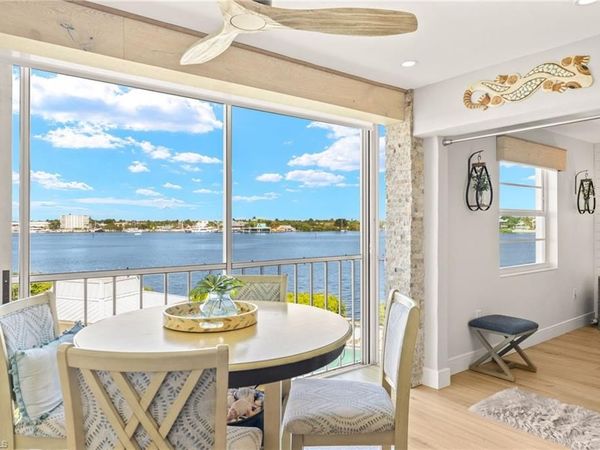 1140 LITTLE NECK CT , Unit D37, NAPLES, FL 34102