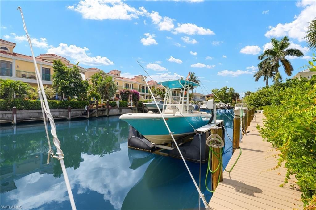 1140 Little Neck Ct, Unit D37, Naples, FL 34102 Photo