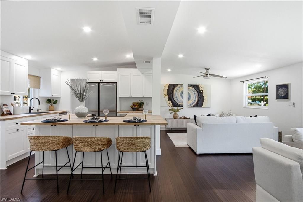 2300 Estey Ave, Naples, FL 34104 Photo