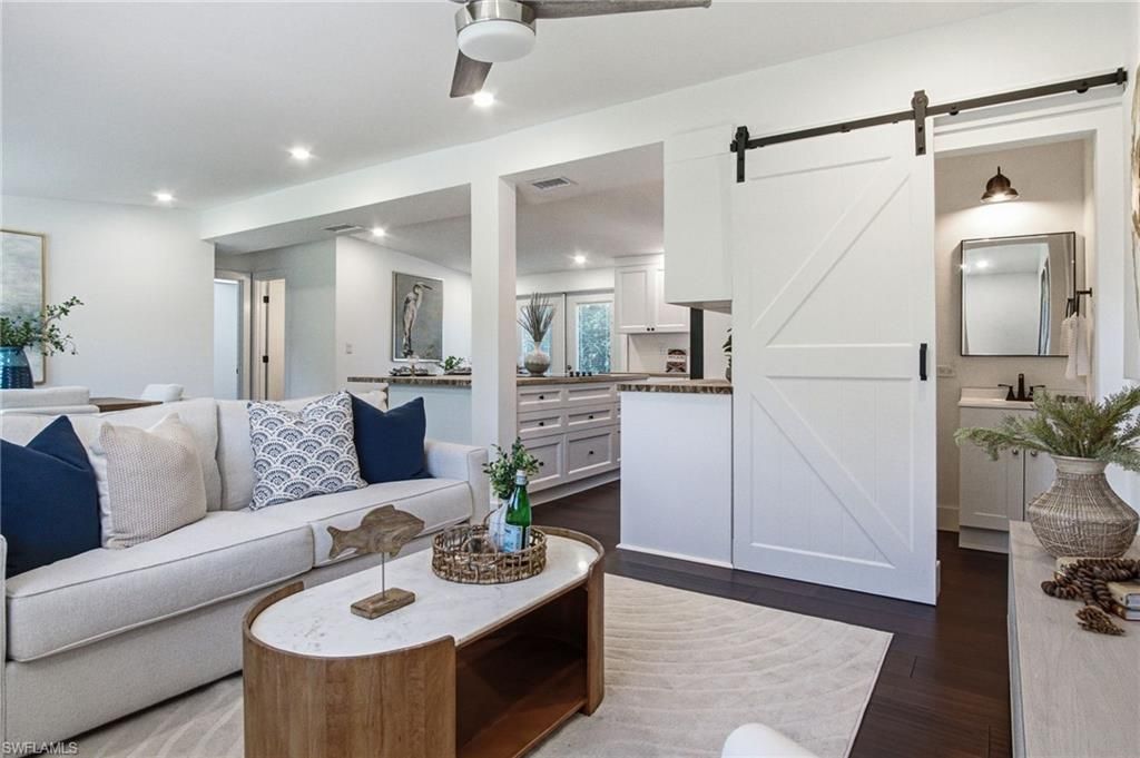 2300 Estey Ave, Naples, FL 34104 Photo