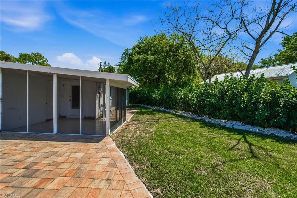 2300 Estey Ave , Naples, FL 34104 Photo