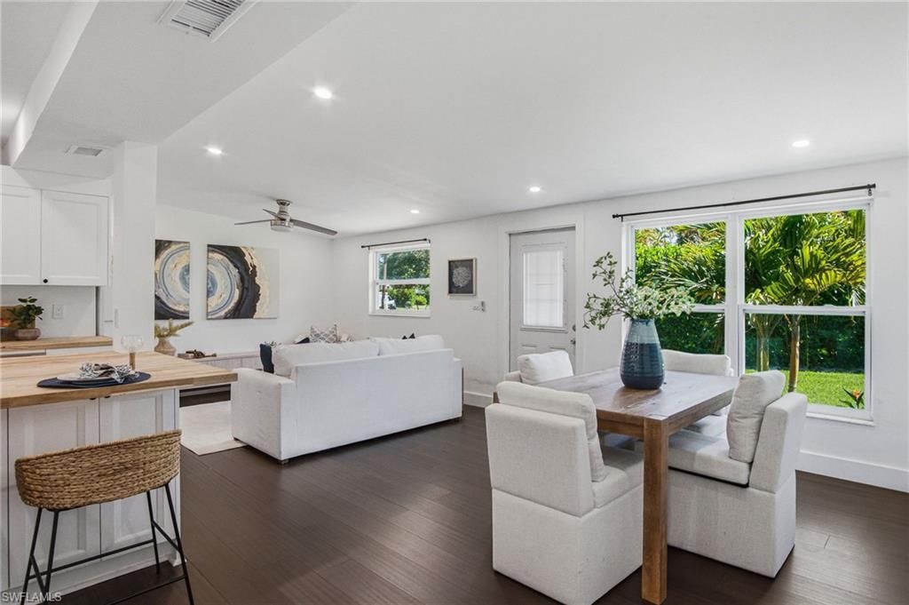 2300 Estey Ave, Naples, FL 34104 Photo