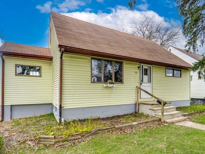 297 Paul Street, Bedford, OH 44146 Photo 2