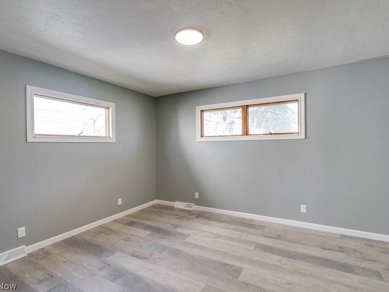 297 Paul Street, Bedford, OH 44146 Photo 25