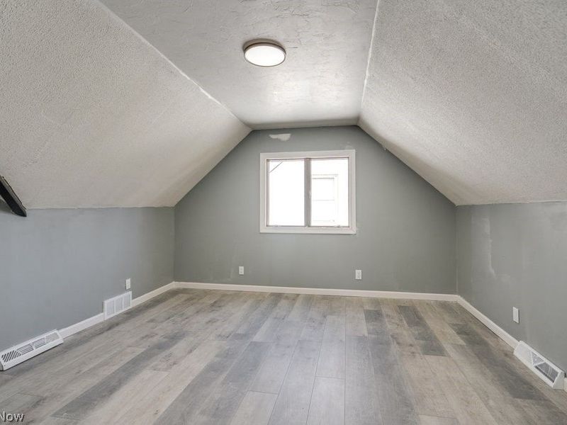 297 Paul Street, Bedford, OH 44146 Photo 33