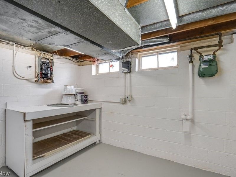 297 Paul Street, Bedford, OH 44146 Photo 39