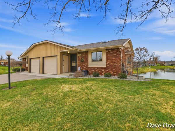 709 Waterview Court, Grandville, MI 49418