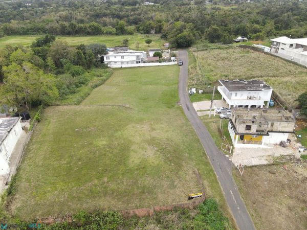 Marginal 2 BO. ARENALES BAJOS, SOLAR C KM 111.3 IS, Isabela, PR 00662
