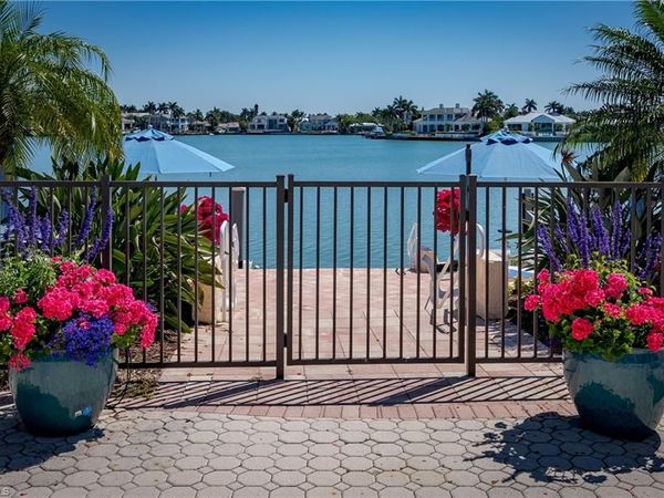 3450 Gulf Shore BLVD N, Unit 207, NAPLES, FL 34103