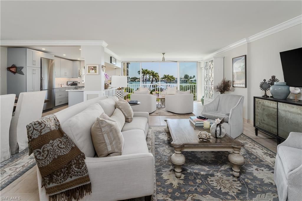 3450 Gulf Shore Blvd N, Unit 207, Naples, FL 34103 Photo