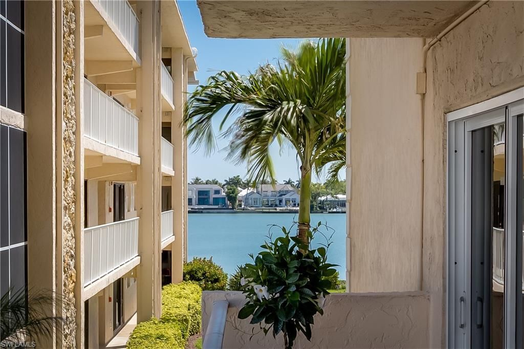 3450 Gulf Shore Blvd N, Unit 207, Naples, FL 34103 Photo