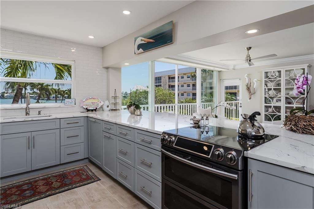 3450 Gulf Shore Blvd N, Unit 207, Naples, FL 34103 Photo