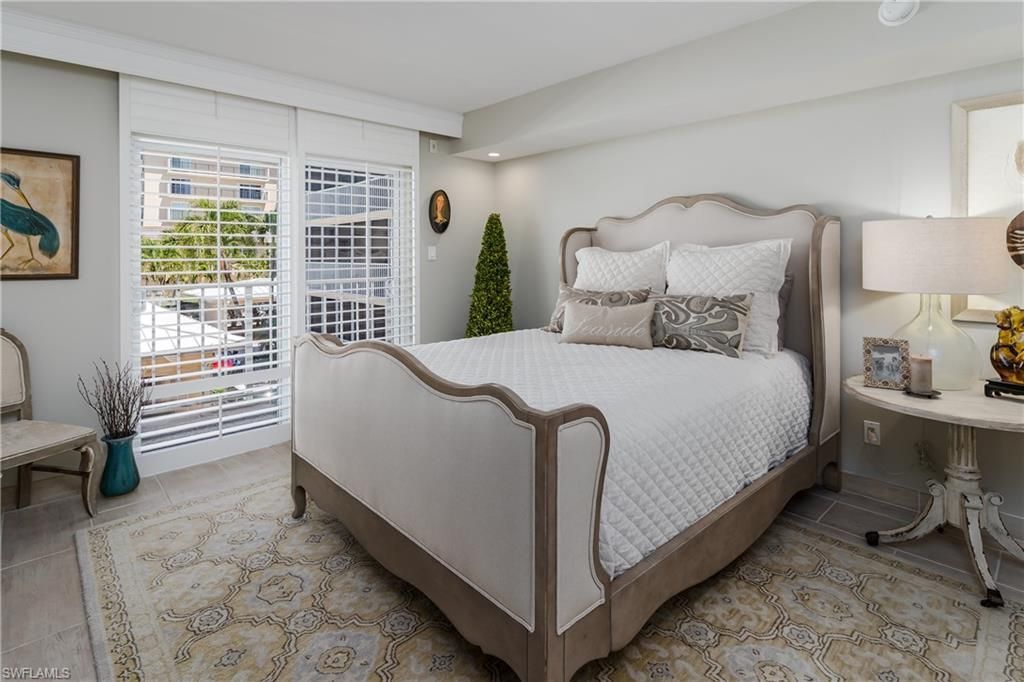 3450 Gulf Shore Blvd N, Unit 207, Naples, FL 34103 Photo