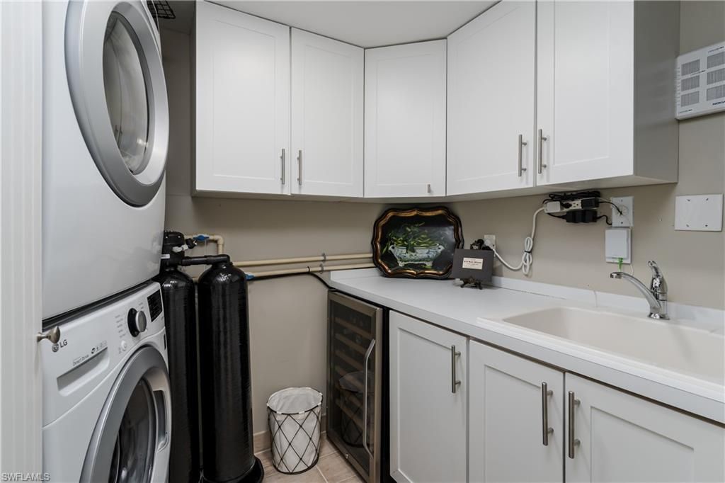 3450 Gulf Shore Blvd N, Unit 207, Naples, FL 34103 Photo