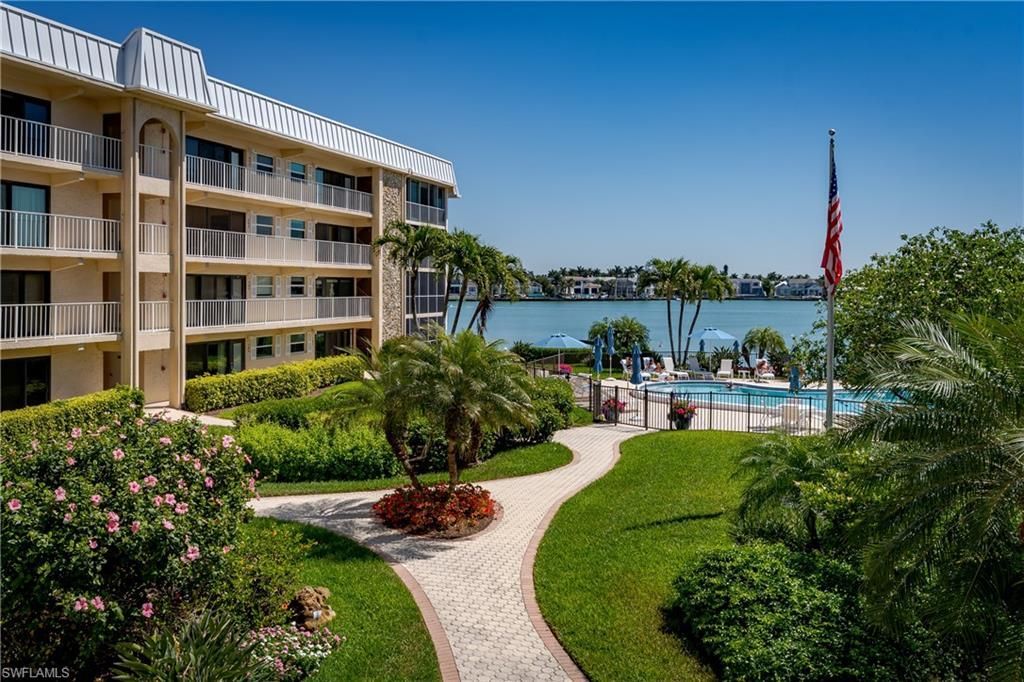 3450 Gulf Shore Blvd N, Unit 207, Naples, FL 34103 Photo