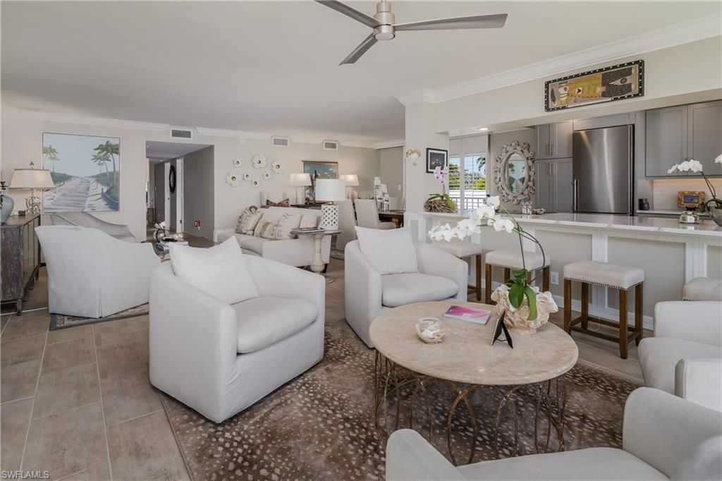 3450 Gulf Shore Blvd N, Unit 207, Naples, FL 34103 Photo