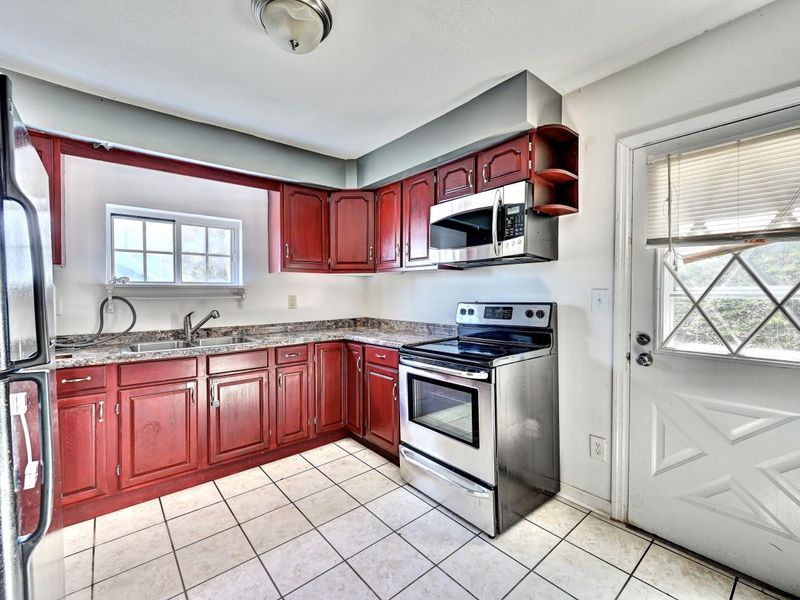 623 Cleveland Avenue, Taylor Mill, KY 41015 Photo 6