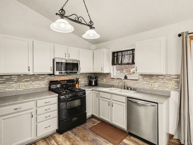 5588 Strike The Gold Drive, Burlington, KY 41005 Photo 8