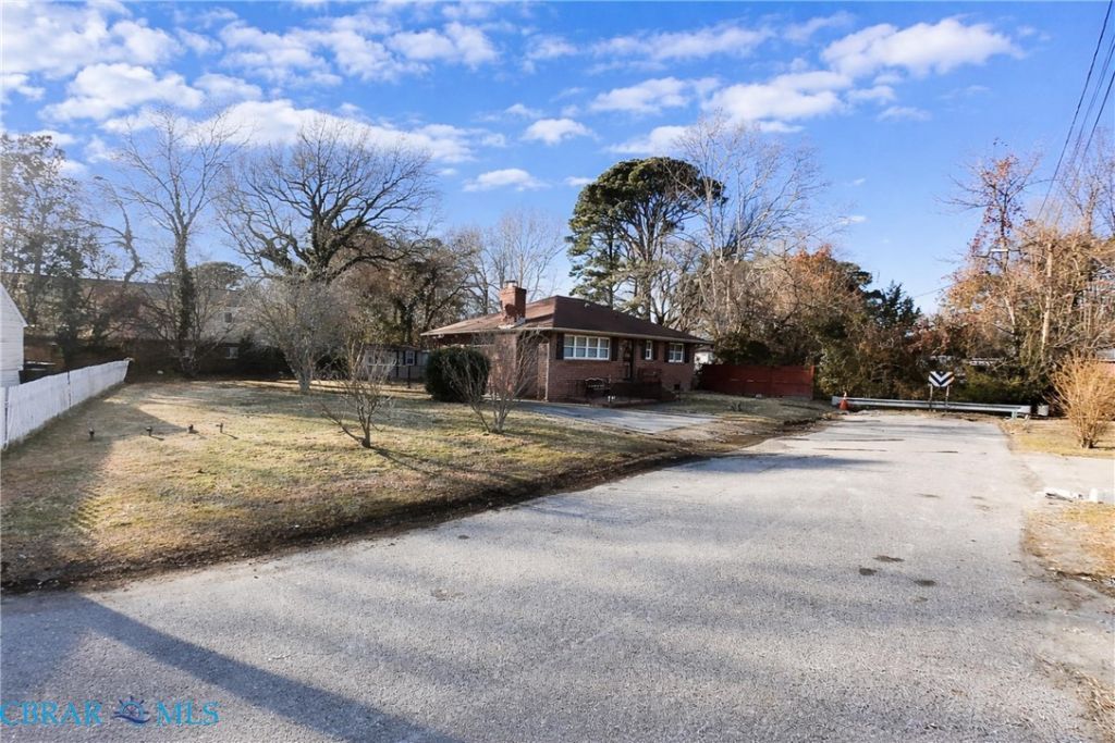 51 Calhoun Street, Hampton, VA 23669 Main Photo