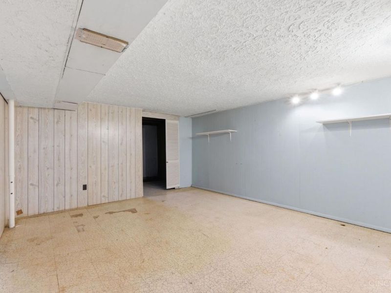 8399 Myers Road, Middletown, OH 45042 Photo 24