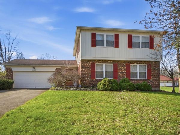 1105 Inner Circle, Forest Park, OH 45240