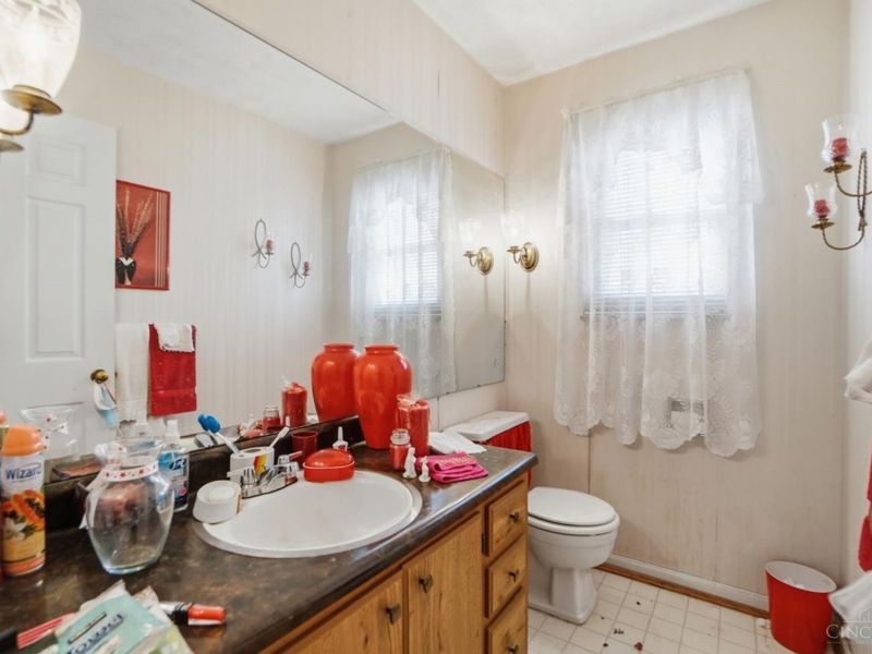 1105 Inner Circle, Forest Park, OH 45240 Photo 18