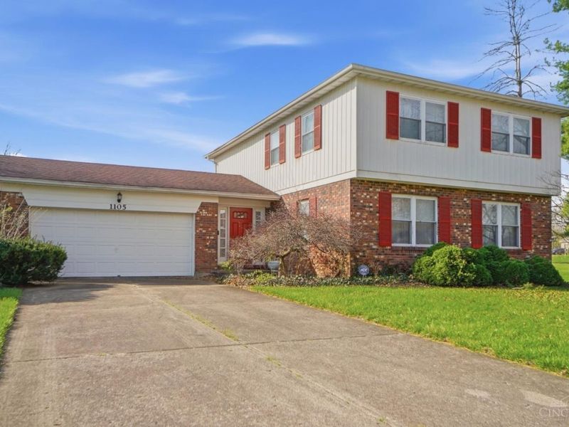 1105 Inner Circle, Forest Park, OH 45240 Photo 2