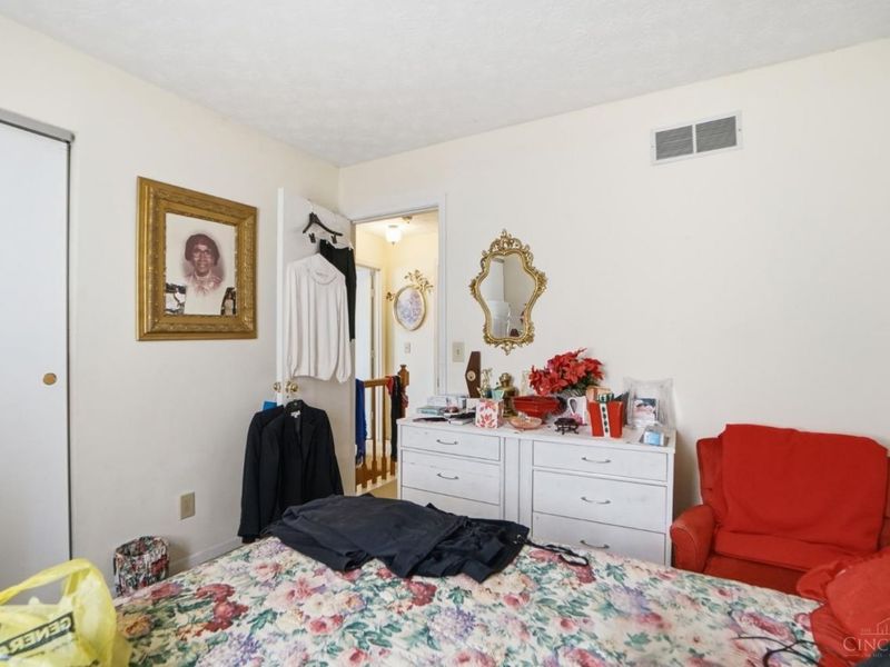 1105 Inner Circle, Forest Park, OH 45240 Photo 29