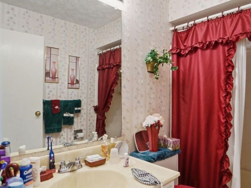 1105 Inner Circle, Forest Park, OH 45240 Photo 31