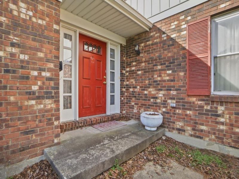 1105 Inner Circle, Forest Park, OH 45240 Photo 4