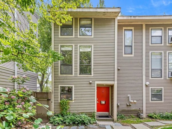 18 Bay Street, Unit 4, Cambridge, MA 02139