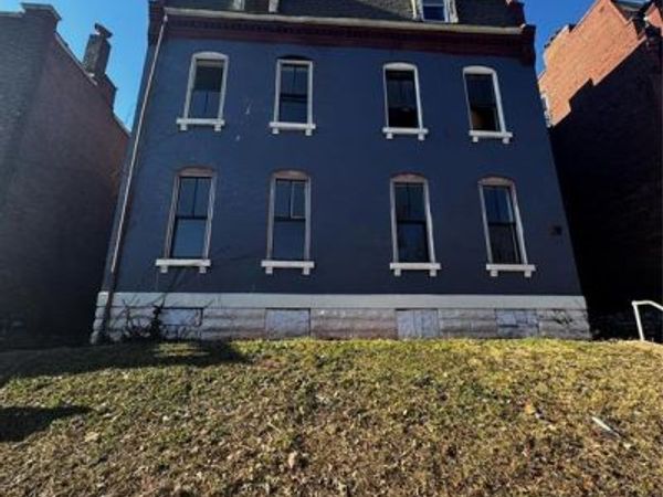 3735 Wisconsin Avenue , St Louis, MO 63118