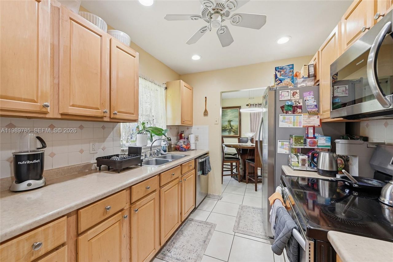 8431 NW 12th St , Unit D68, Plantation, FL 33322 Photo