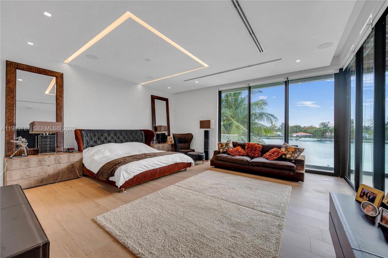 1234 S Biscayne Point Rd, Unit n/a, Miami Beach, FL 33141 Photo