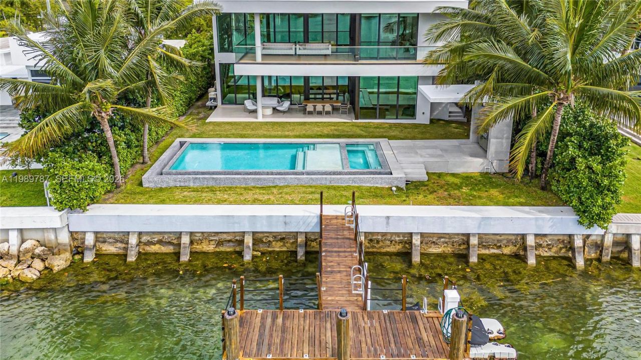 1234 S Biscayne Point Rd, Unit n/a, Miami Beach, FL 33141 Photo