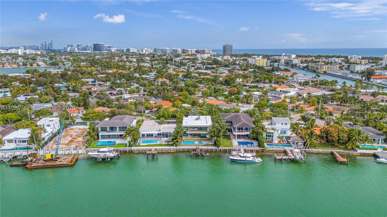 1234 S Biscayne Point Rd, Unit n/a, Miami Beach, FL 33141 Photo