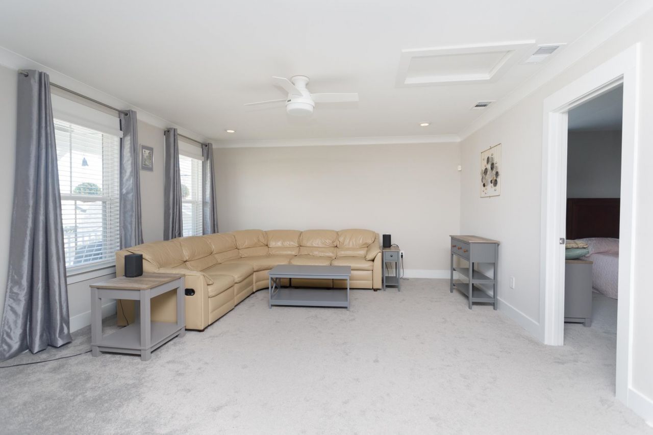 1175 Safe Haven Dr. Photo 21