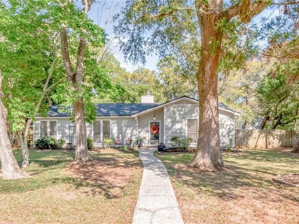 815 Mcneil Avenue, Mobile, AL 36609