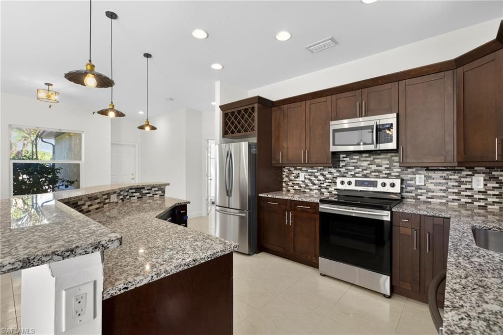 2770 70th Ave Ne, Naples, FL 34120 Photo