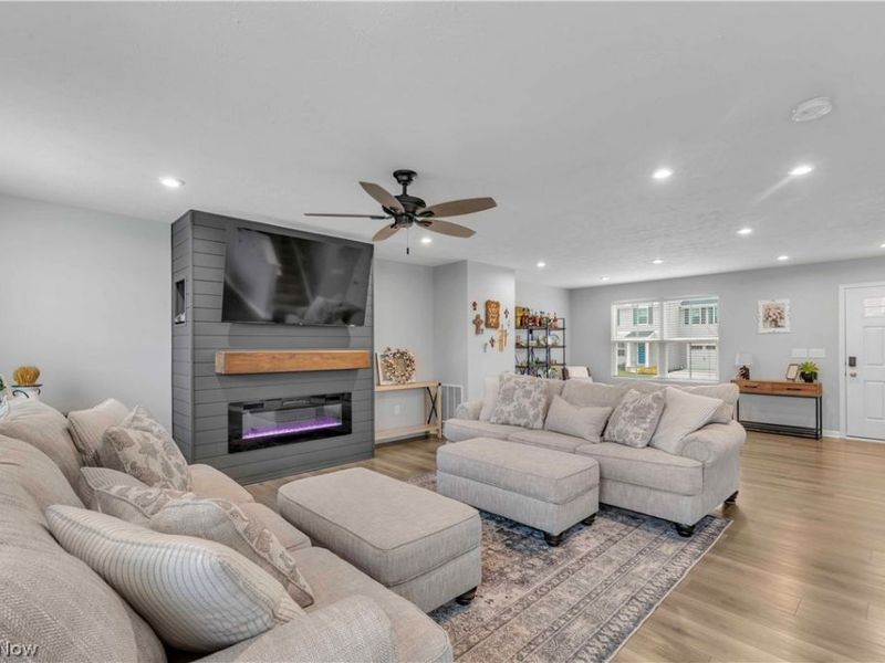 4459 Bellow Drive, Lorain, OH 44053 Photo 14